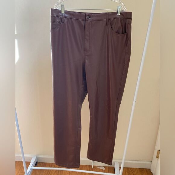 Abercrombie & Fitch leather '90s Straight Ultra High Rise brown pants Size 34 - Picture 3 of 8